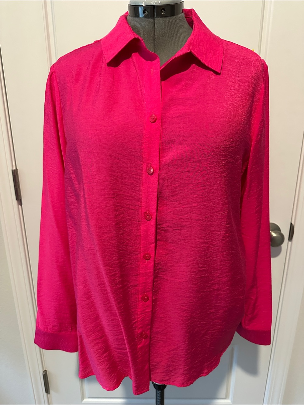 Chico's Fuchsia Button-Down Long Sleeve Shirt